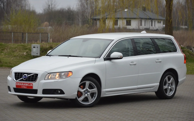 Volvo V70 cena 29500 przebieg: 350000, rok produkcji 2010 z Małogoszcz małe 704